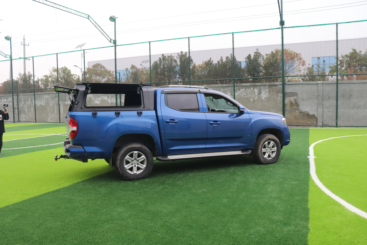 2026 All-New Modular Aluminum Truck Bed Cap – 5.5' Under-Rail | 2008-2025 Toyota Tundra